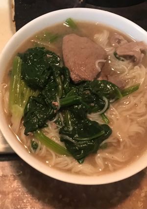 豬肝菠菜麵線 的食譜成品照片