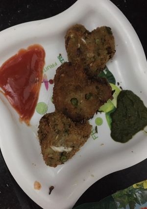 कटलेट (Cutlet recipe in Hindi) रेसिपी मुख्य फोटो