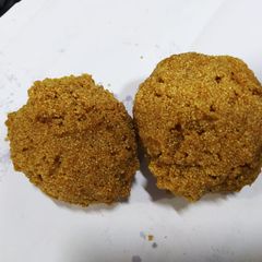 A picture of Urad pasye.