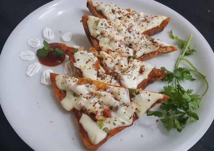 Simple Way to Prepare Any-night-of-the-week Bread Pizza on Tawa/Pan I Bread Pizza Easy 15 Minutes #GA4 #WEEK5 #BREAD DAY