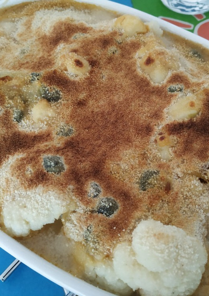 Una foto de Coliflor en salsa de alcaparras