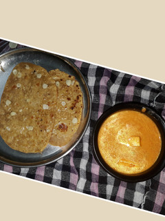 கார்லிக் பட்டர் நான்/பன்னிர் பட்டானி மசாலா செய்முறை முக்கிய புகைப்படம்