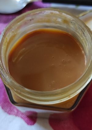 Una foto de Dulce de leche, con leche condensada casera