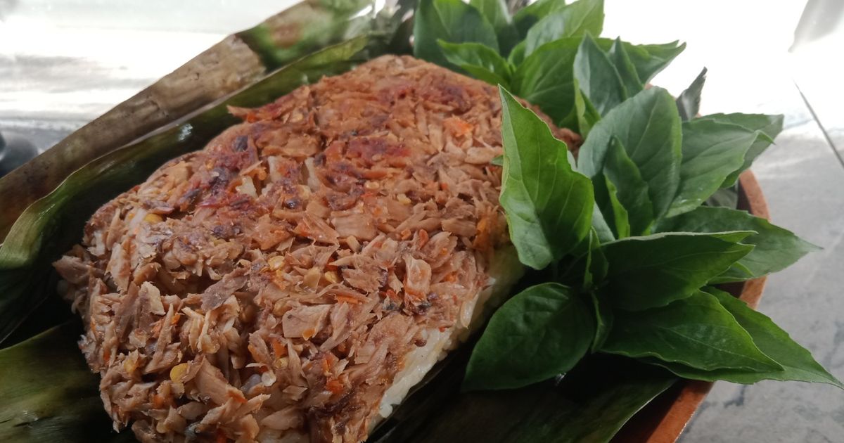 Nasi tongkol bakar