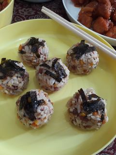 Foto resep Jumeokbap (nasi kepal korea)