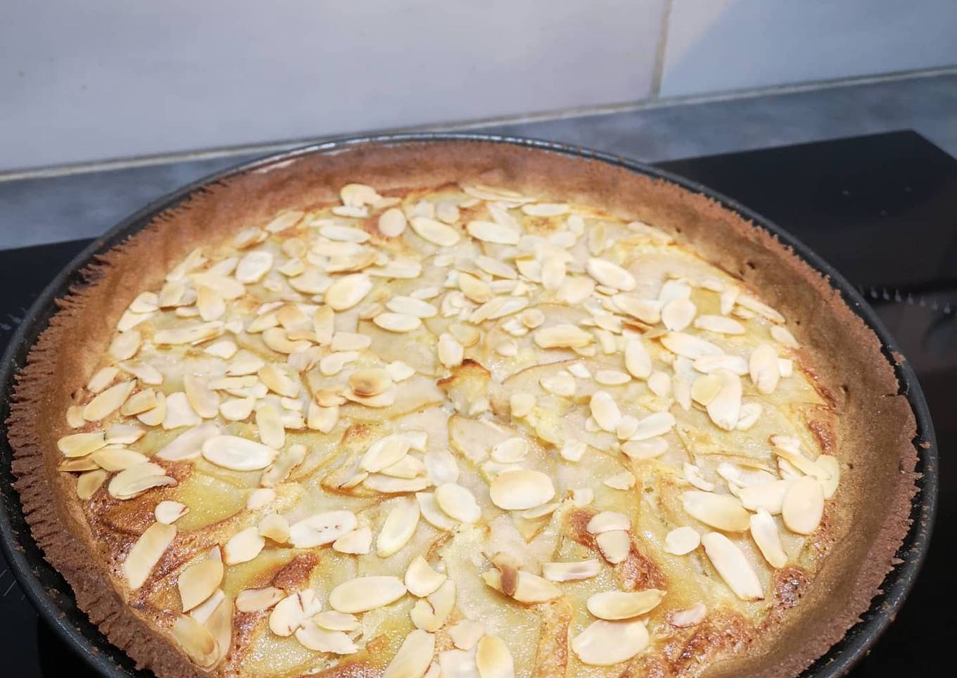 Tarte amandine aux poires