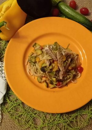 Foto di Taglierini secchi melanzane peperoni zucchine filetti di sgombro