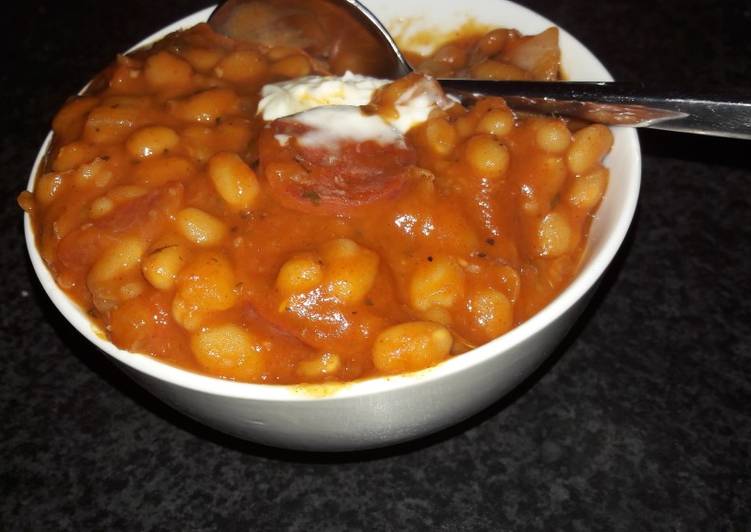 Quick and Easy Baked beans surprise