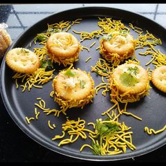 A picture of Monaco biscuit sandwich.