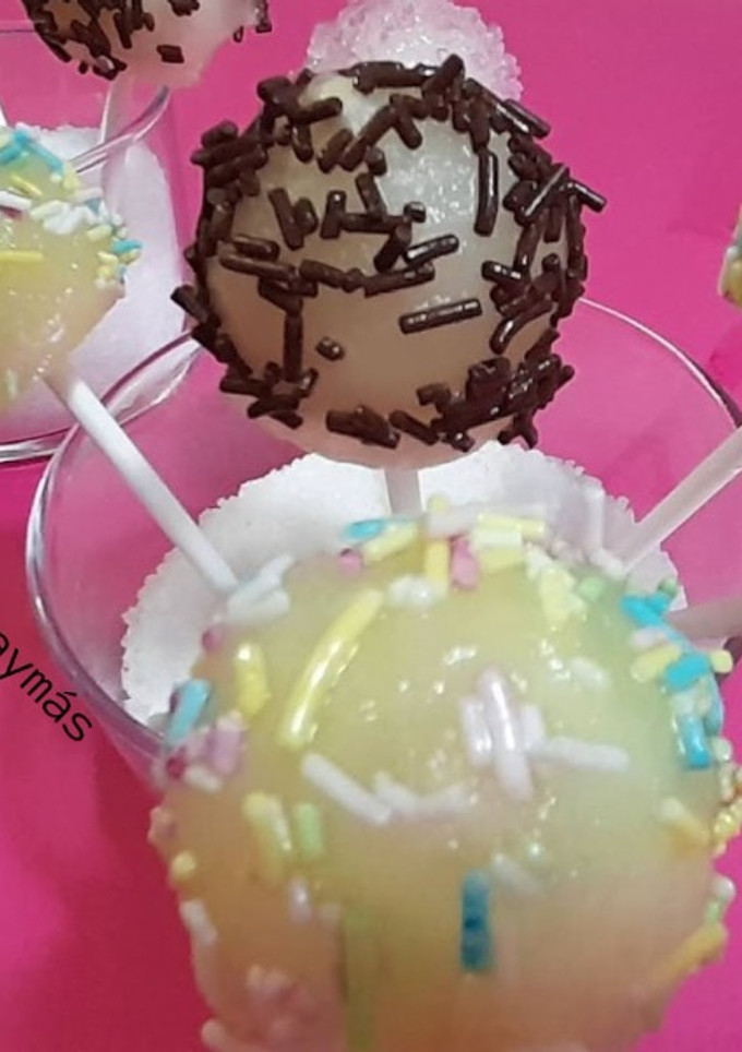 Una foto de Piruletas de melón