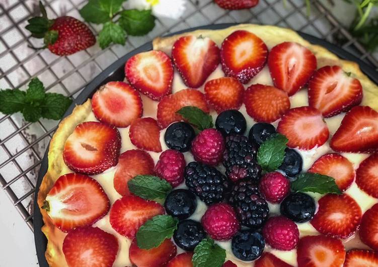 Fruits Pizza