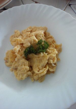 A picture of Scrambled Eggs.