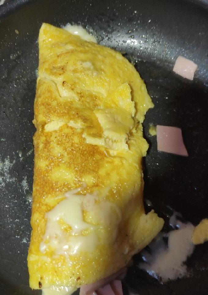 Una foto de Omelette de jamón y queso sencillito