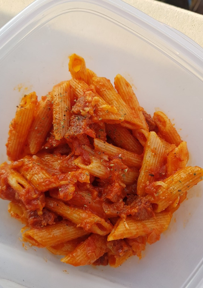Una foto de Macarrones con chorizo express