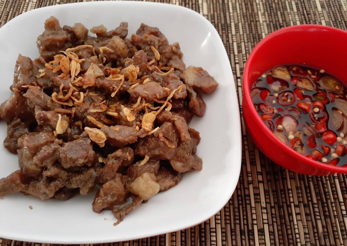 Sate kambing goreng