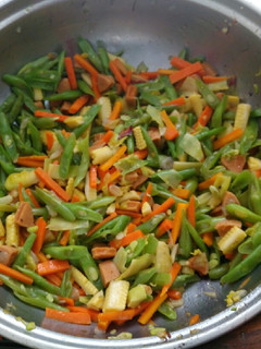 Foto resep SimpLike Tumis buncis wortel jagung muda.
