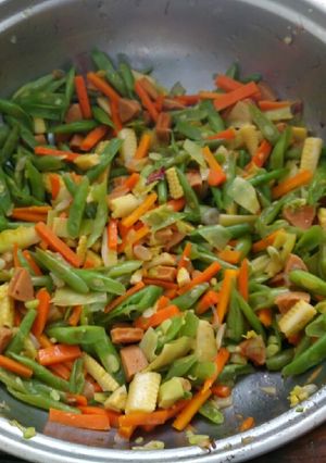 Foto resep SimpLike Tumis buncis wortel jagung muda.