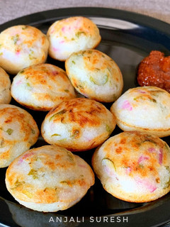 A picture of Onion Paniyaram.