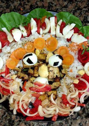 Una foto de Ensalada de primavera con tofu