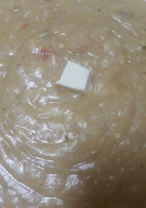 Una foto de Sencilla cremita de arvejas o alverjas
