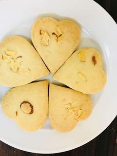 நெய் பிஸ்கெட் (Nei BIscuit Recipe in Tamil) செய்முறை முக்கிய புகைப்படம்
