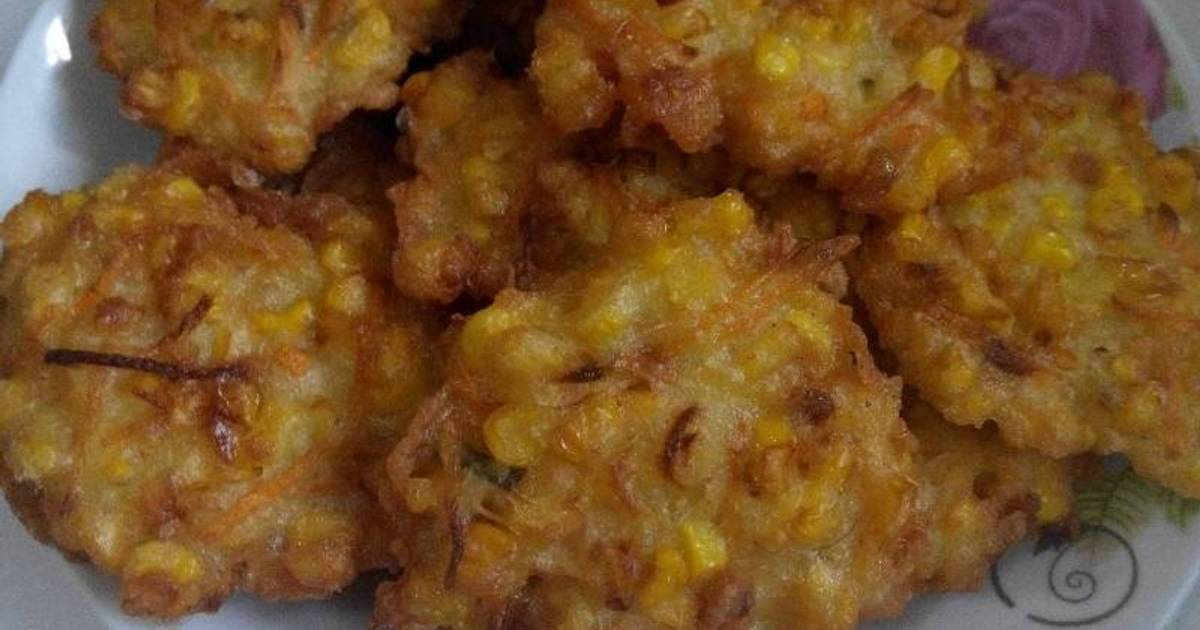 Resep Bakwan  Jagung  Renyah oleh Retno Kusumaningtyas Cookpad