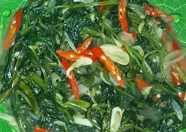 Resep Tumis Kangkung Hijau Segar 🌱, Menggugah Selera