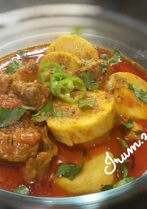 A picture of 🥘Arvi Gosht🥘(taro or Colocasia lamb curry).