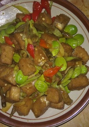 Foto resep Oseng" tahu gembos cabe Lalap Pete