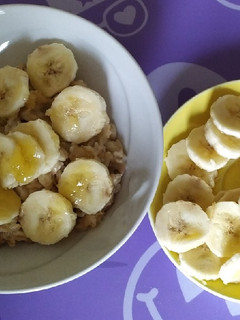 Foto di Porridge d'avena integrale con banana e miele