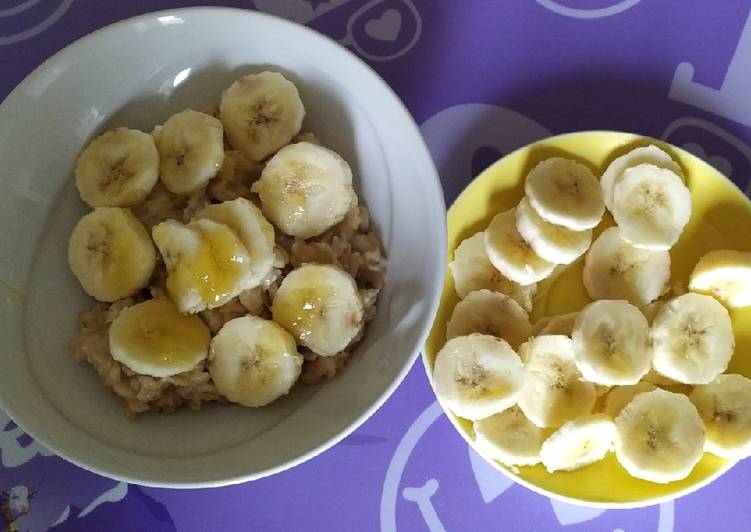 Porridge d'avena integrale con banana e miele