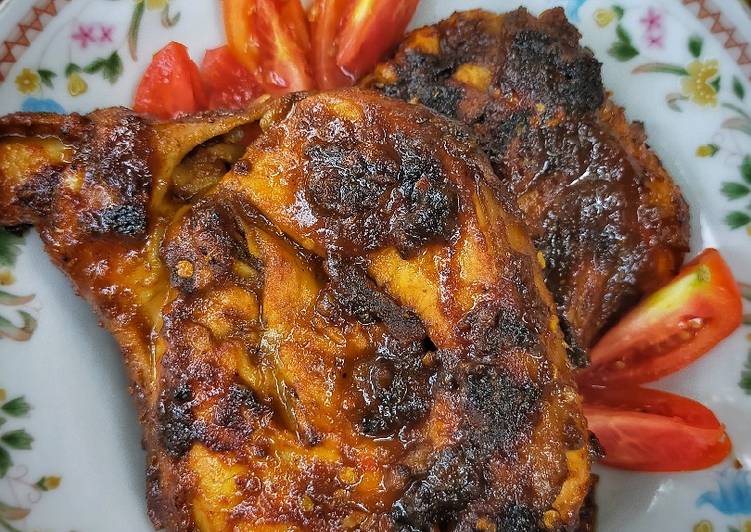 Resep Ayam Plecing Khas Lombok yang Enak Banget