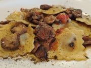 Una foto di ripieno ravioli