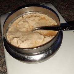 A picture of Mishti doi.