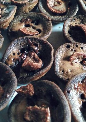 Foto resep Kue cubit dark chocolate, topping susu milo & koko krunch 🍫