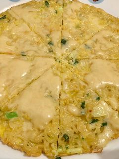 Foto resep Martabak Mie Telur keju