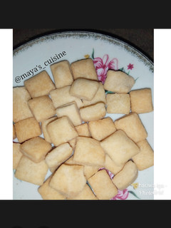A picture of Coconut chin chin.