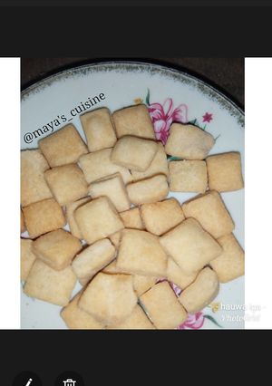 A picture of Coconut chin chin.