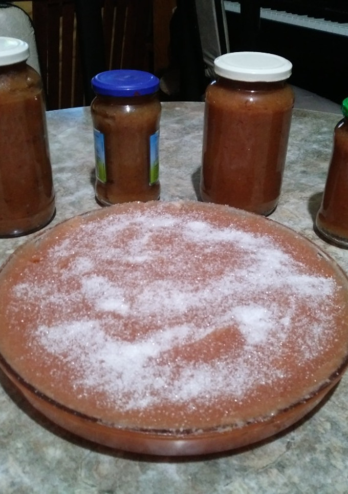 Una foto de Membrillo: mermelada, jalea y dulce en pan