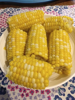 A picture of Boiled Sweet Corn.