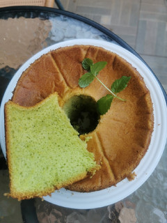 Foto resep Chiffon cake fluffy 7 telur, resep chiffon cakenya Tintin Rayner