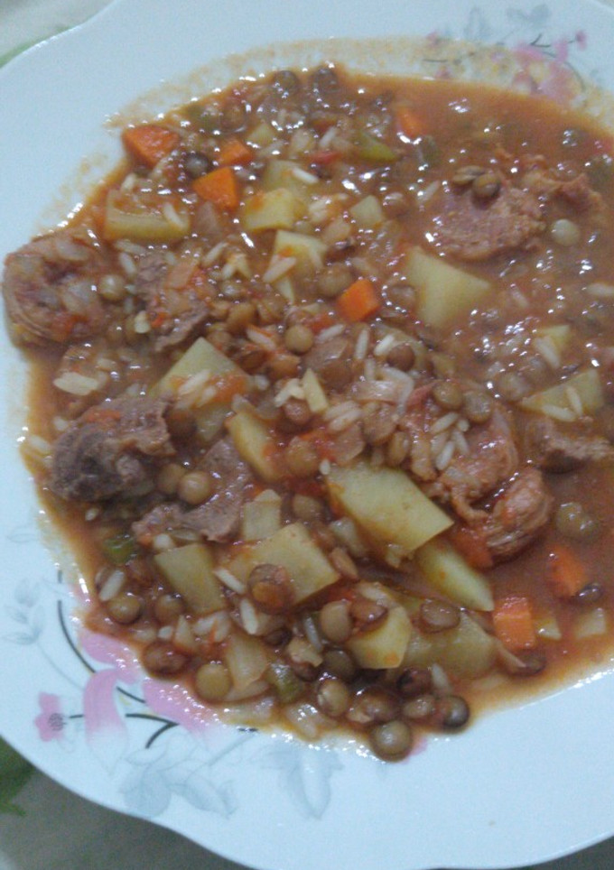 Una foto de Guiso de lentejas y arroz
