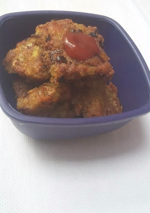 A picture of Flattened Rice Fritters.
