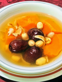 南瓜百合蓮子紅棗湯 的食譜成品照片