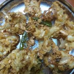 A picture of Leftover cabbage fry.