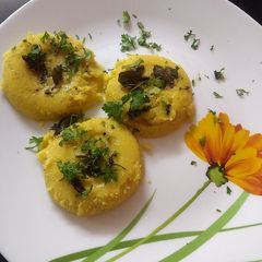 A picture of Makke ki dhokla.