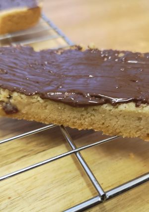 A picture of Cinnamon & Cranberry Shortbread.