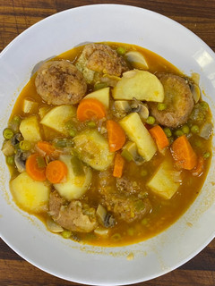 Una foto de Guiso con Albóndigas de Bacalao de la Abuela Paqui
