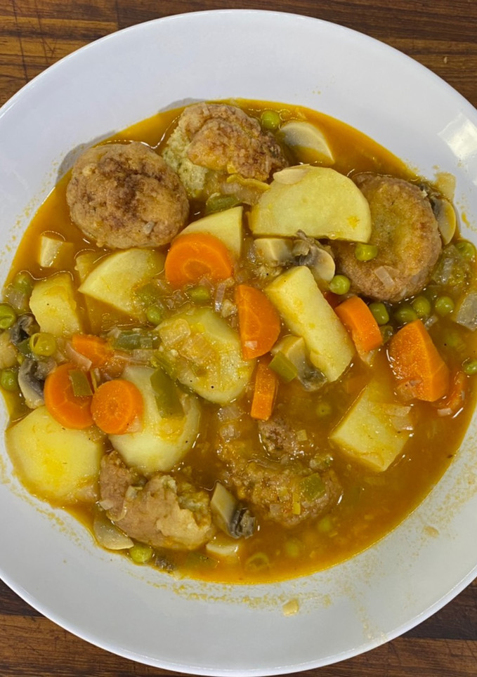 Una foto de Guiso con Albóndigas de Bacalao de la Abuela Paqui