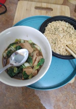 A picture of Leek Chicken Soup.